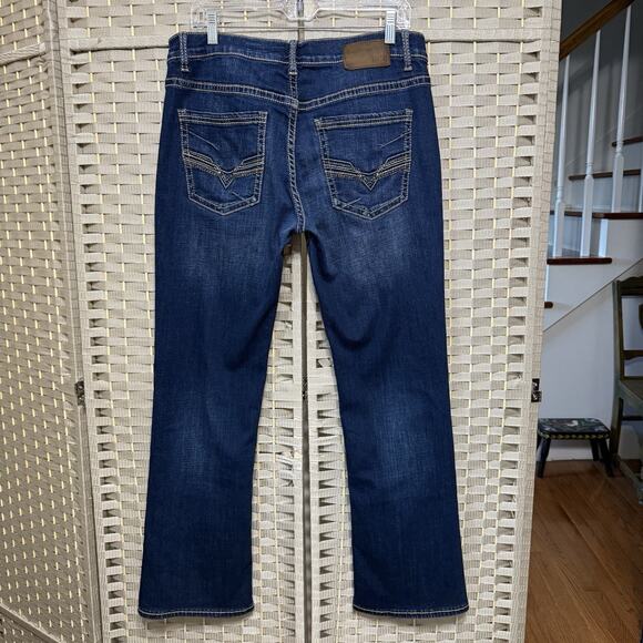 BKE AIDEN Bootcut Jeans Men’s 33x30 Medium Blue Stretch Denim Mid-Rise Buckle - Picture 2 of 10